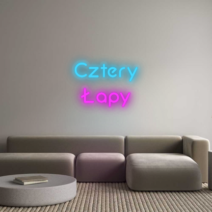 Personalizowany neon: Cztery
 Łapy