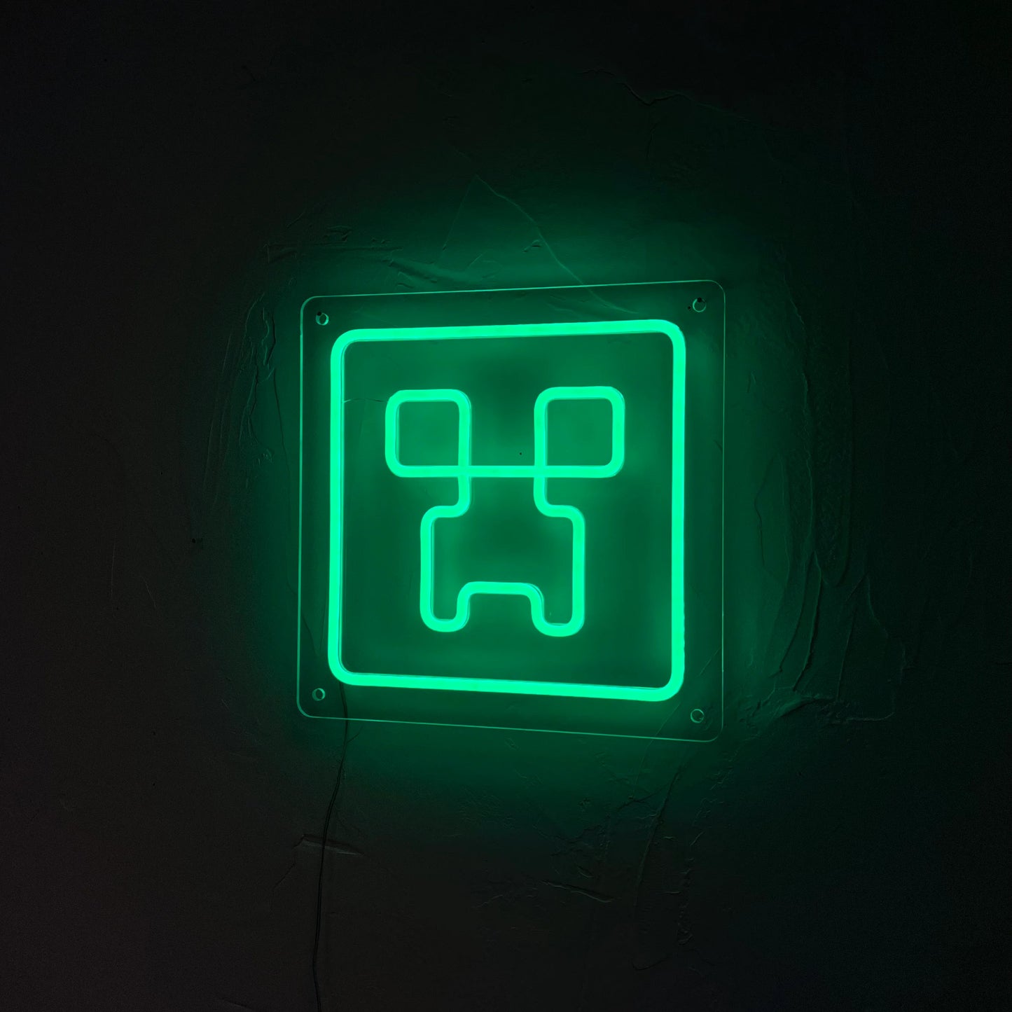 Neon Creeper