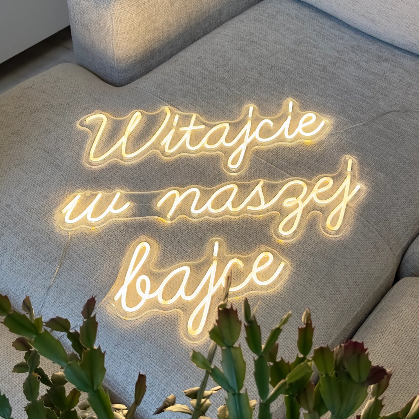 Neon "Witajcie w naszej bajce"